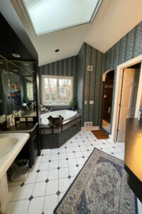 Bathroom before remodel
